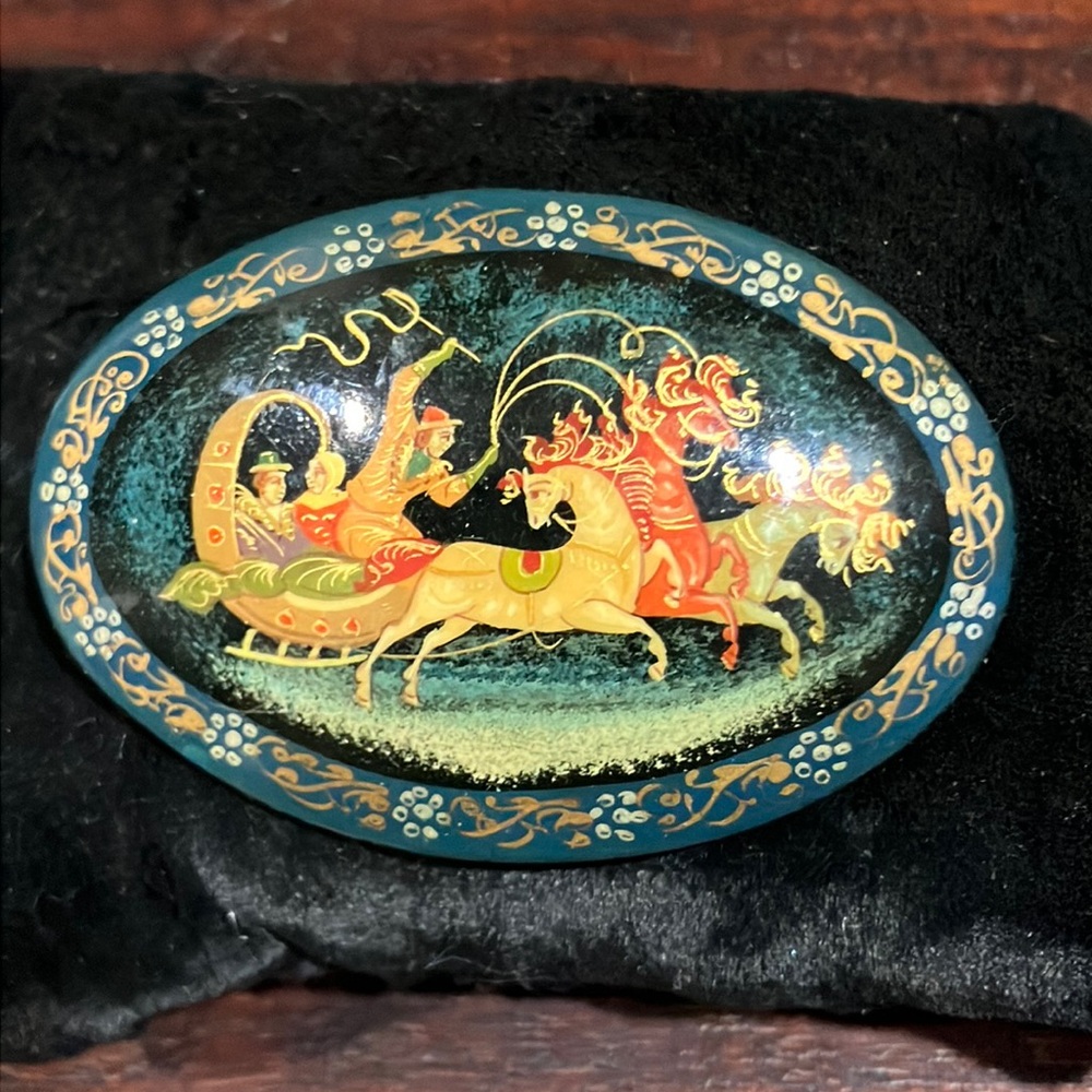 Vintage Hand Painted Russian Folk-art Lacquered Brooch with Fairy Tale Scene